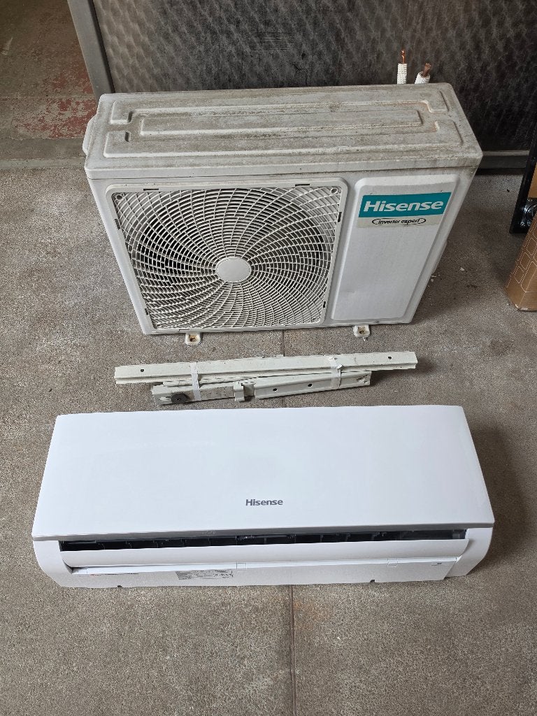 HiSense Airco 5kw binnen en buitenunit, Elektronische apparatuur, Ophalen, Timer, 3 snelheden of meer, Gebruikt