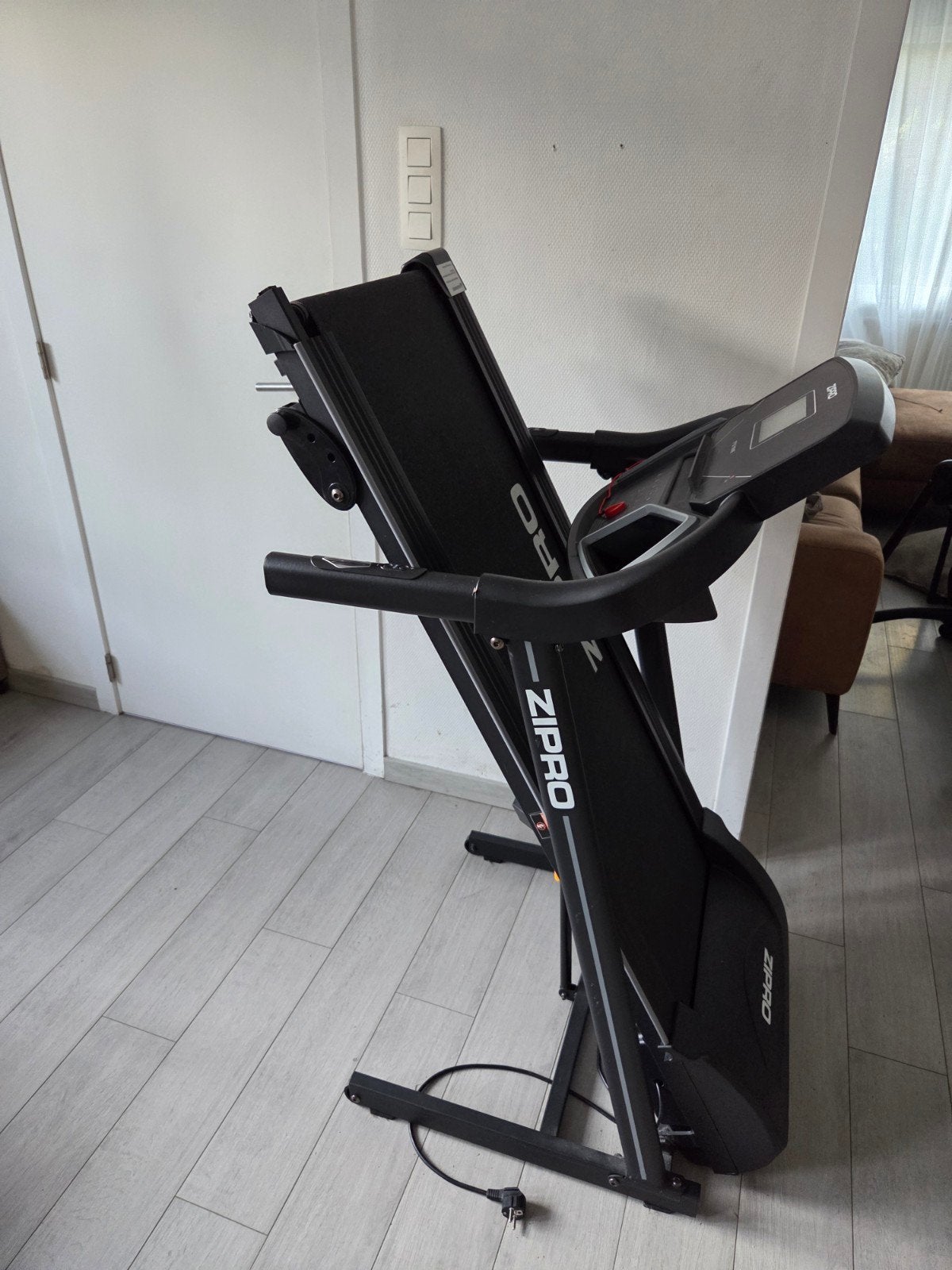 Zipro loopband, Ophalen, Loopband