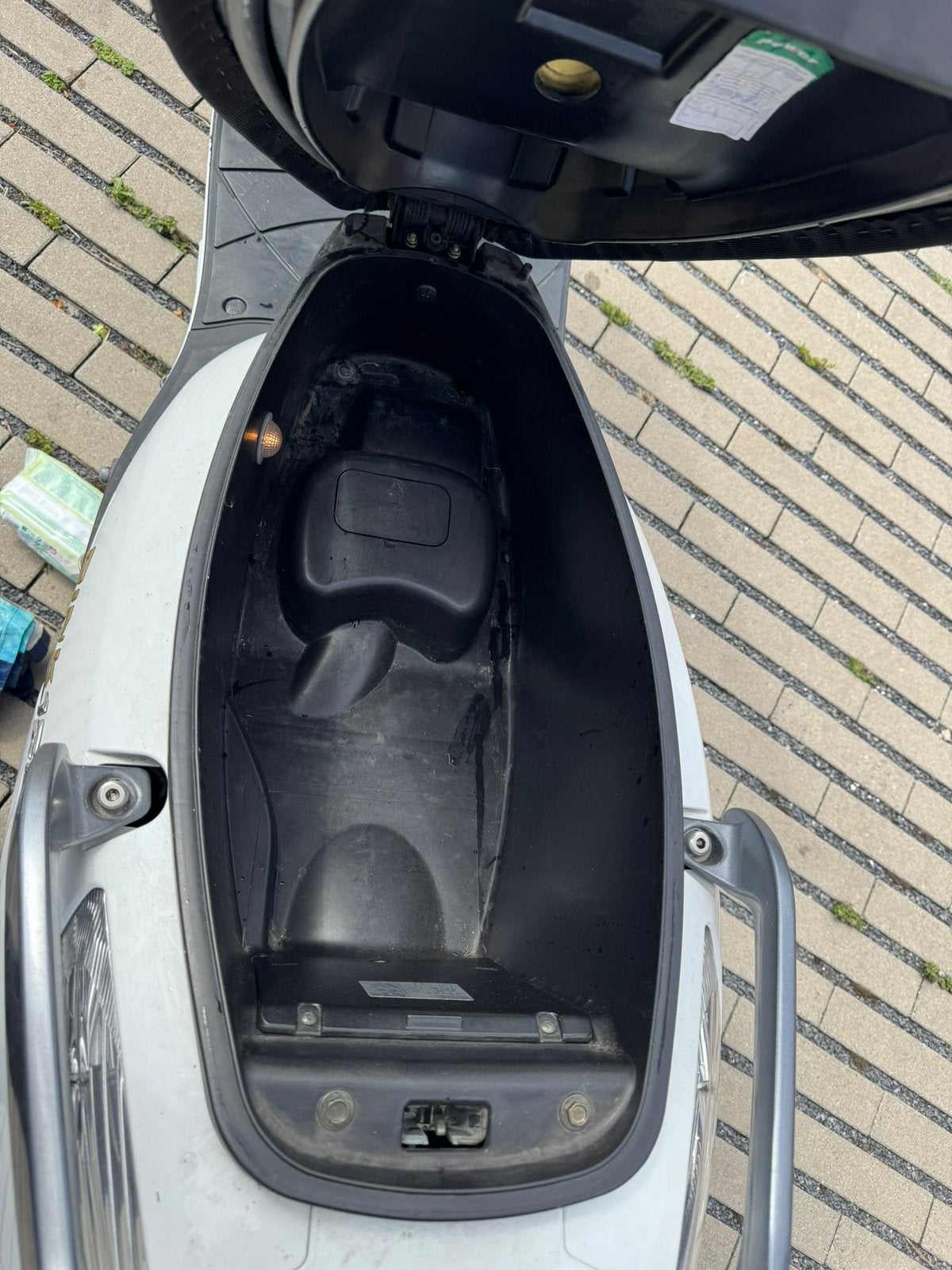 Motorcycle Kymco T9 L3e 125cc, Motoren, 2 cilinders, Occasion, Motorrijbewijs A, Particulier