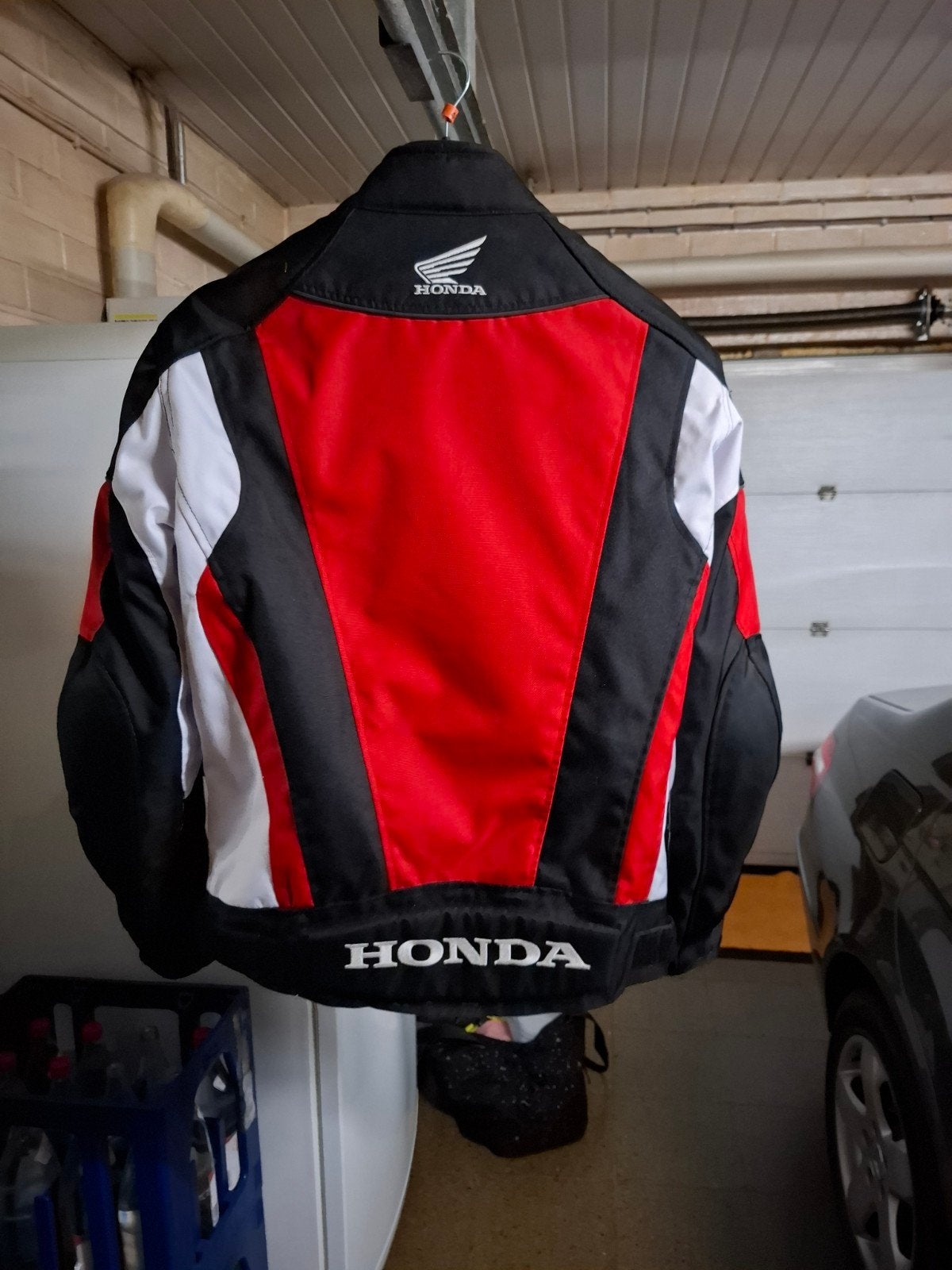 Nieuwe motorvest Honda, Motoren, Ophalen