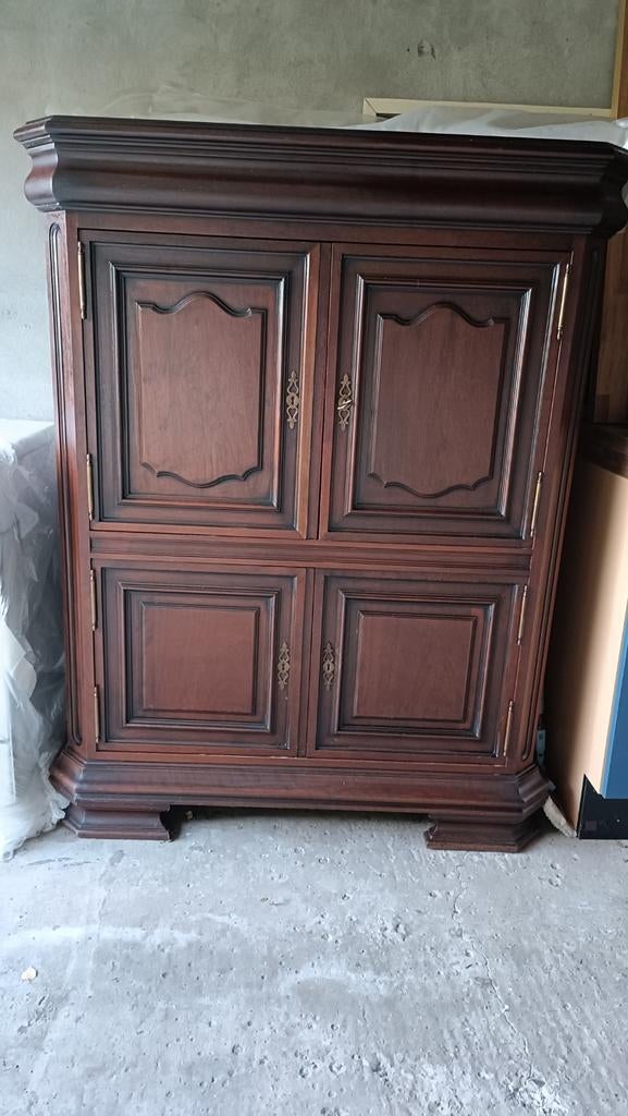 Houten buffetkast, Ophalen