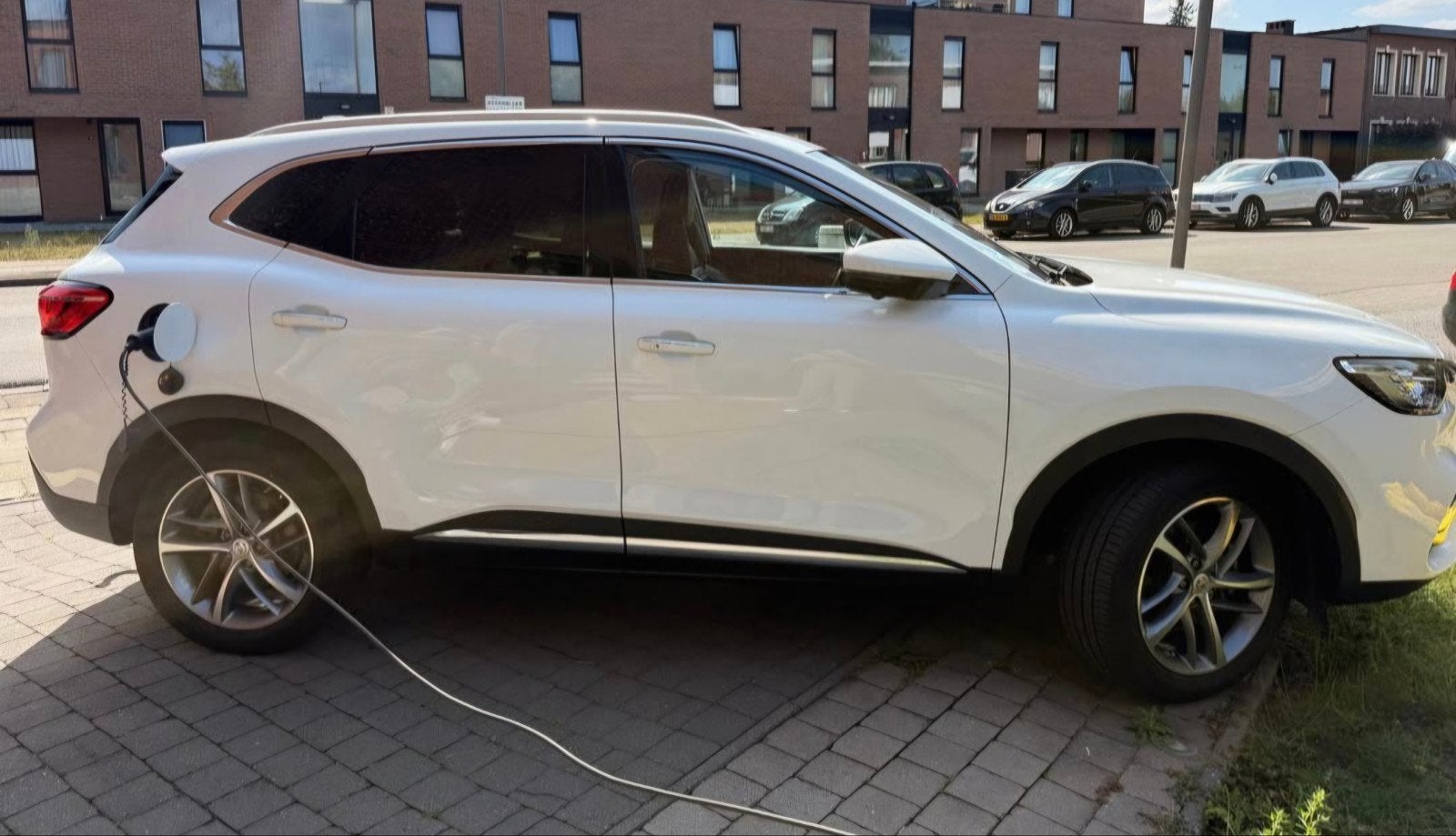 MG EHS Plug-in Hybride - 2022 - 19.033km Zeer nette staat, Ophalen, Gebruikt, MG