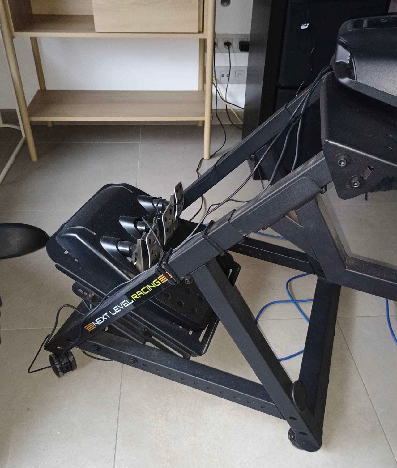 Ps4/5 g923 stuur met statief, Enlèvement, Comme neuf