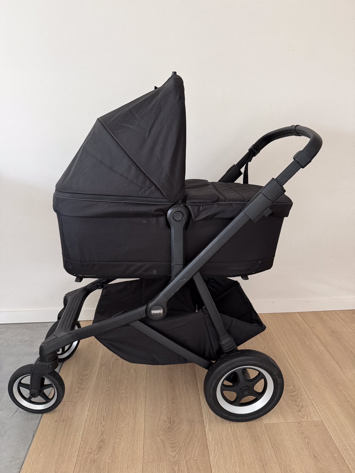 Thule Kinderwagen zwart,wieg,buggy en rider board, Ophalen, Gebruikt, Kinderwagen