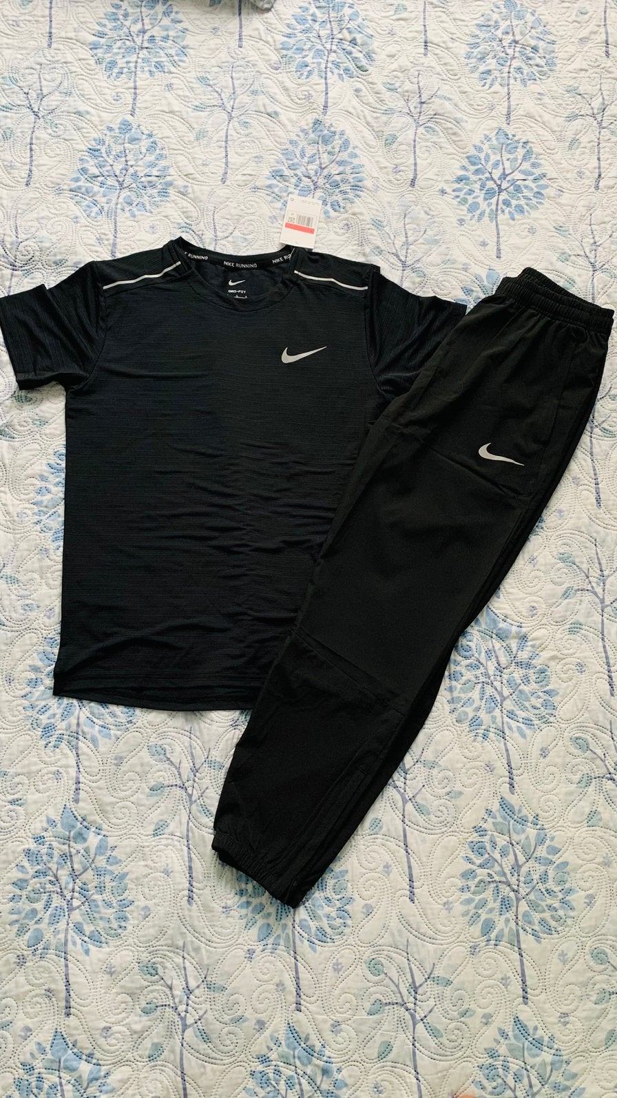 Nike size L. P, Vêtements | Hommes, Vêtements de sport, Enlèvement ou Envoi, Comme neuf