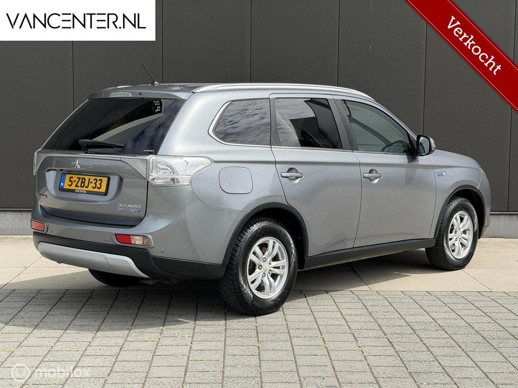 Mitsubishi Outlander 2.0 PHEV Automaat Benzine Hybride Clima, Auto's, Mitsubishi, Automaat, Zwart, 4 cilinders, 89 kW