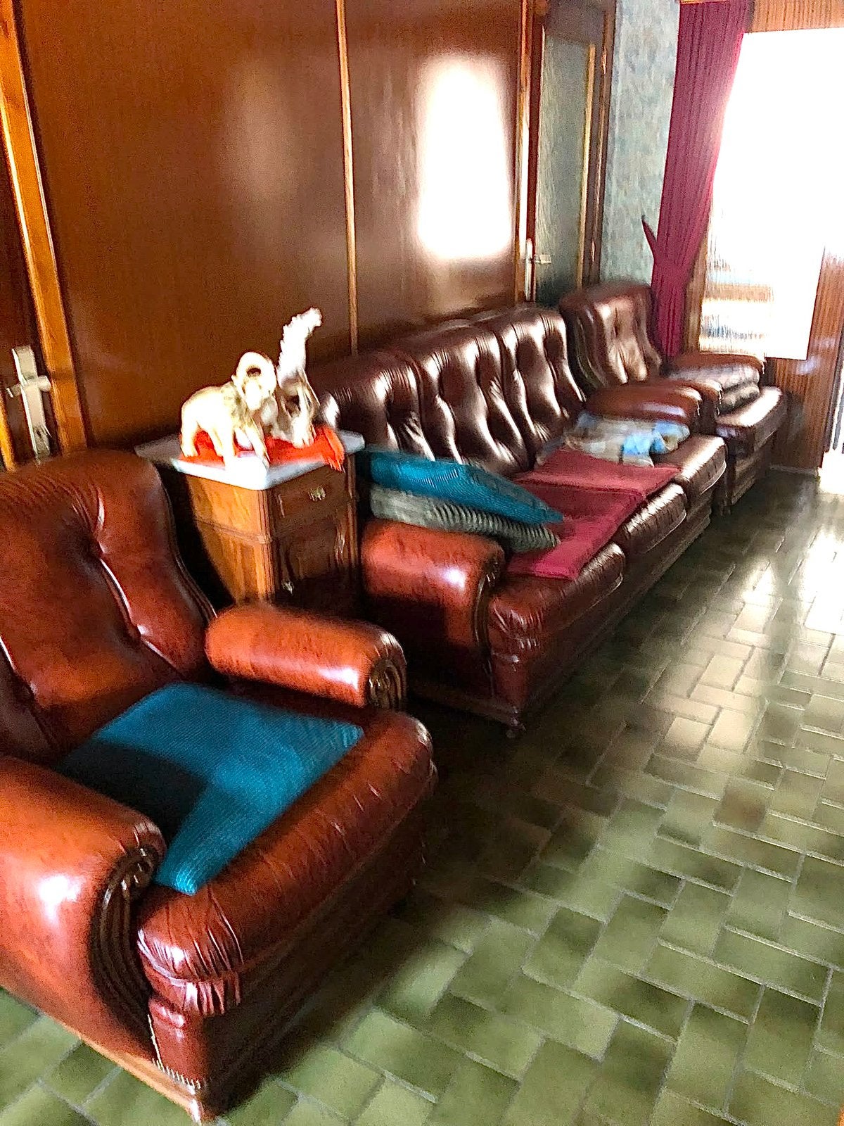 Ensemble canapes en cuir, Maison & Meubles, Canapés | Salons, Enlèvement, Comme neuf, Cuir