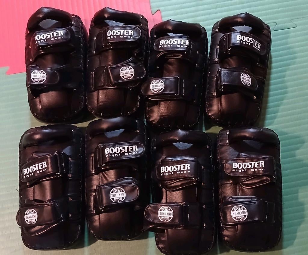 Thai pads Booster weinig gebruikt., Sports & Fitness, Boxe, Enlèvement, Comme neuf, Accessoire de boxe
