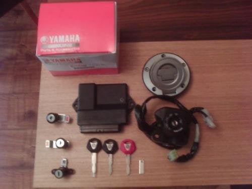 Yamaha FJR1300 slotenset met cdi en rode sleutel model 2007, Ophalen of Verzenden, Gebruikt