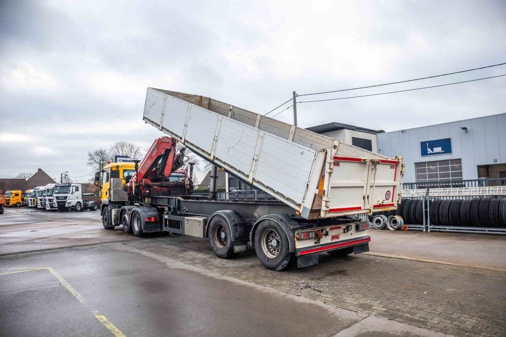 Kwb KIPPER + CRANE/GRUE/KRAN FASSI F245A/5X, Autos, Achat, Entreprise, Autres carburants, Remorques et Semi-remorques