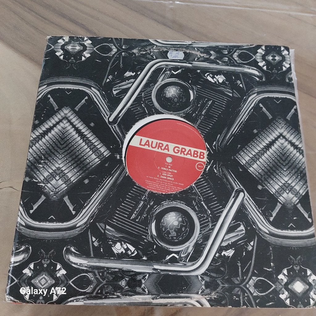 laura grabb untitled 12 inch maxi, CD & DVD, Vinyles | Dance & House, 12 pouces, Hardcore, Enlèvement ou Envoi, Utilisé