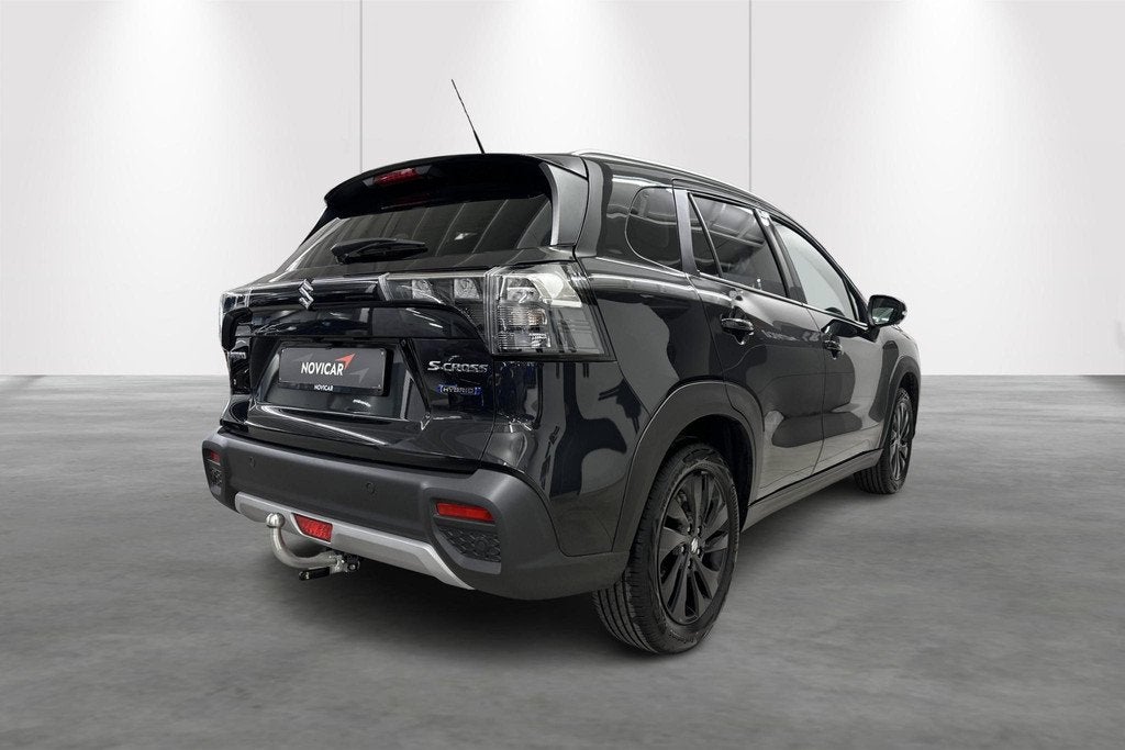 Suzuki S-Cross 1.5i HEV Grand Luxe - AUTOMAAT + TREKHAAK, Auto's, 118 g/km, Stof, Gebruikt, 4 cilinders
