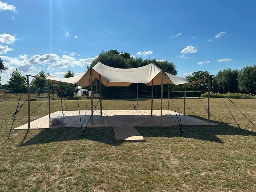 Stretch-tenten te huur (6,5 x10m) incl. opbouw & afbraak, Hobby en Vrije tijd, Feestartikelen | Verhuur, Ophalen, Nieuw