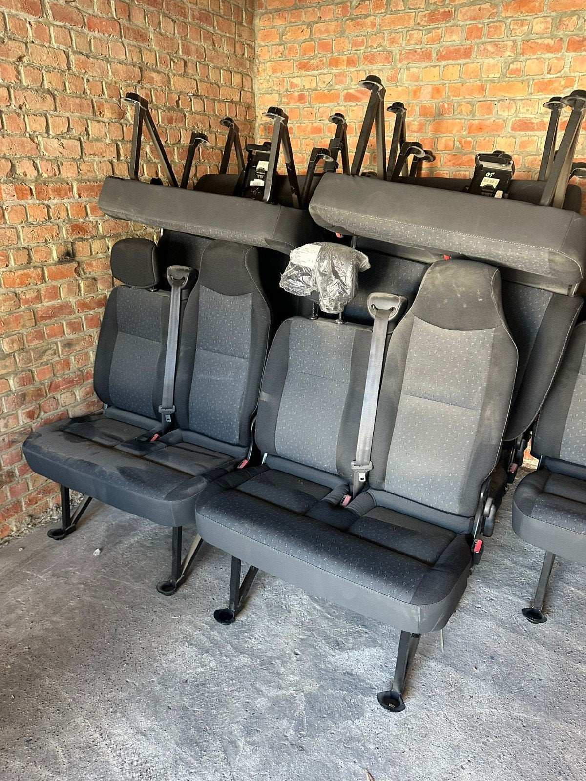 Nieuwe stoelen voor Peugeot Boxer, Ophalen, Peugeot