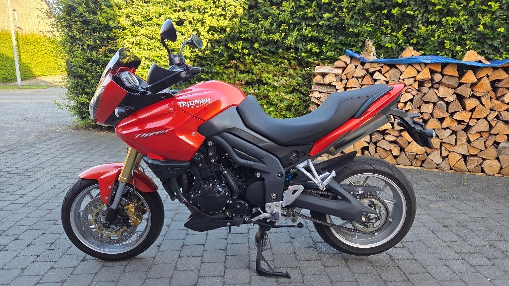 Triumph Tiger 1050 ABS, Occasion, Motorrijbewijs A, 3 cilinders, 1050 cc