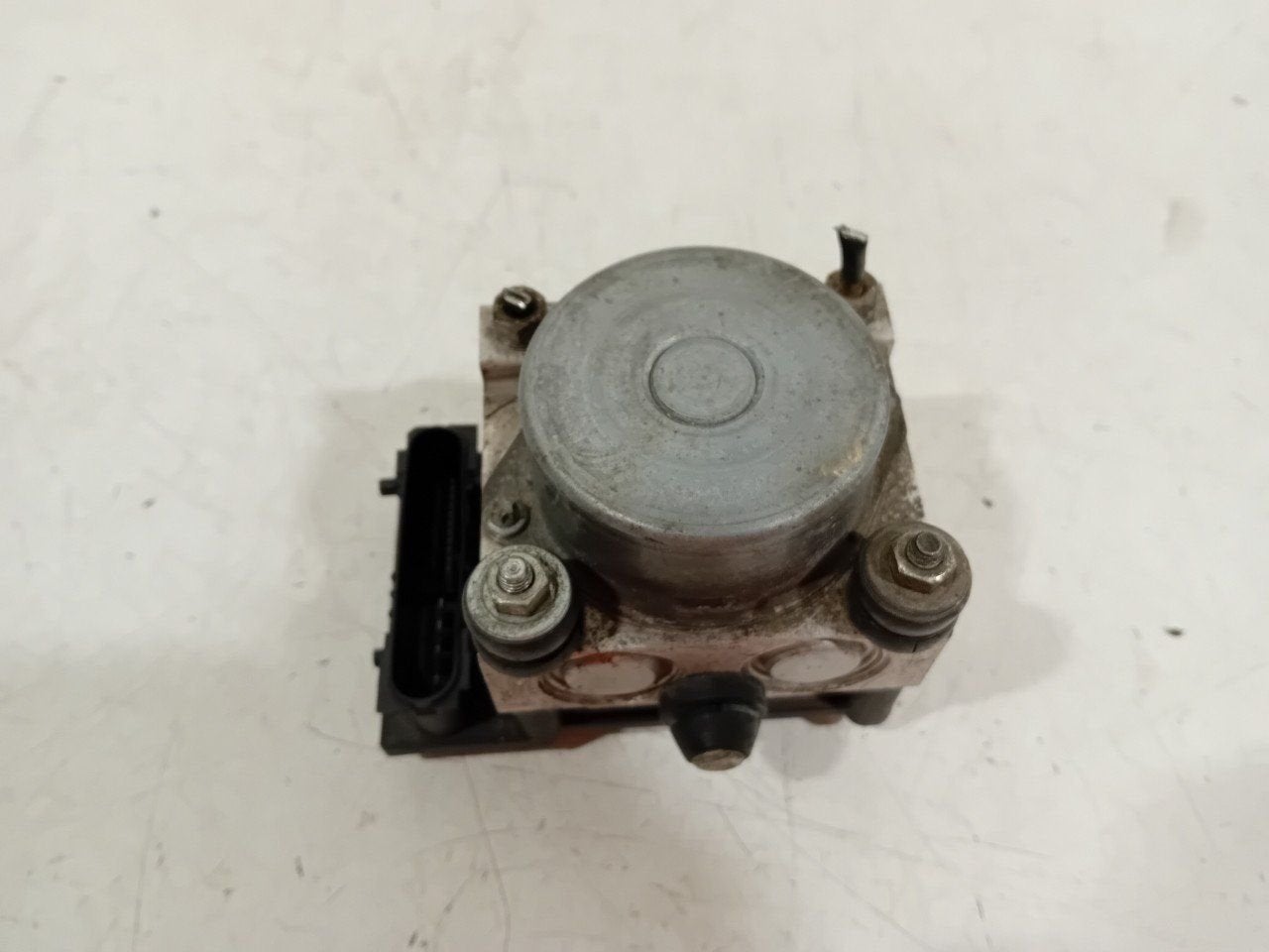 Abs pomp Opel Corsa, Onderdelen@venauto.nl, Van der Ven Autorecycling B.V., Ettenseweg 76, 4706 PB Roosendaal, The Netherlands