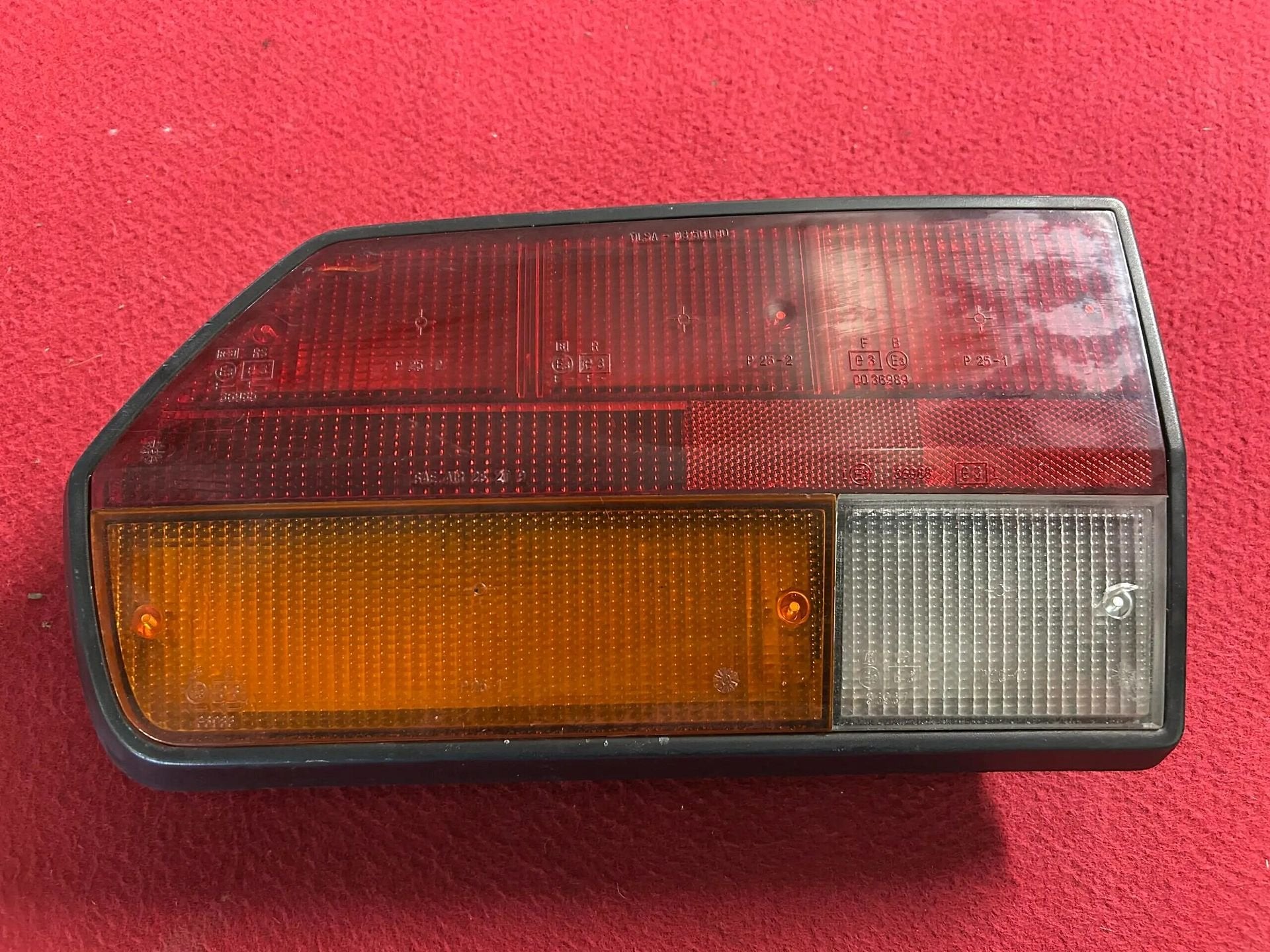 Alfa Romeo GTV6 achterlicht, -, Utilisé, -, -
