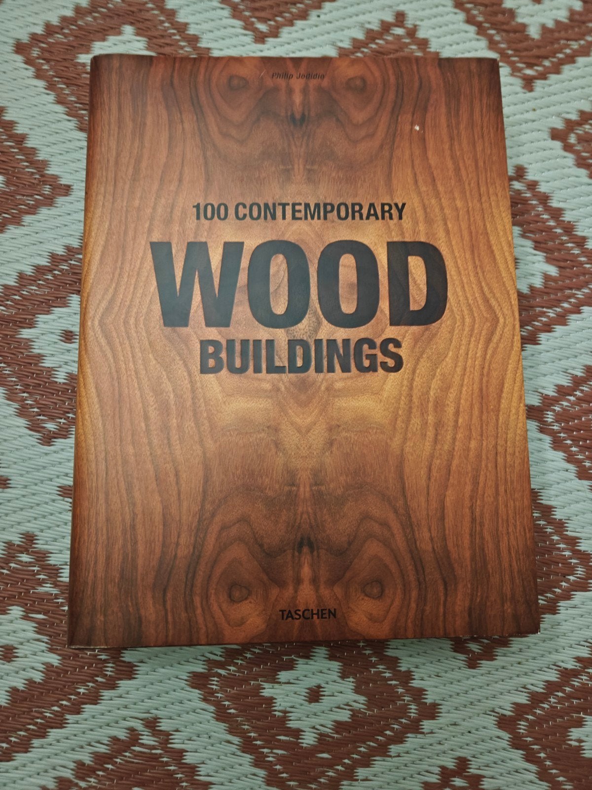100 contemporary wood buildings, Hobby & Loisirs créatifs, Jeux de société | Autre, Enlèvement