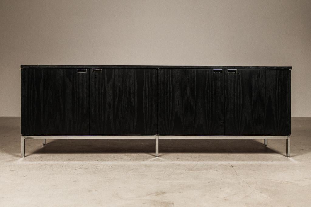 Buffet Florence Knoll en chêne noir et chrome, 1960, Maison & Meubles, Enlèvement, Utilisé, Chêne