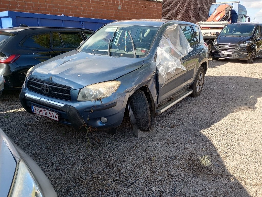 Toyota Rav4, Autos, 100 kW, Achat, Boîte manuelle, 5 portes