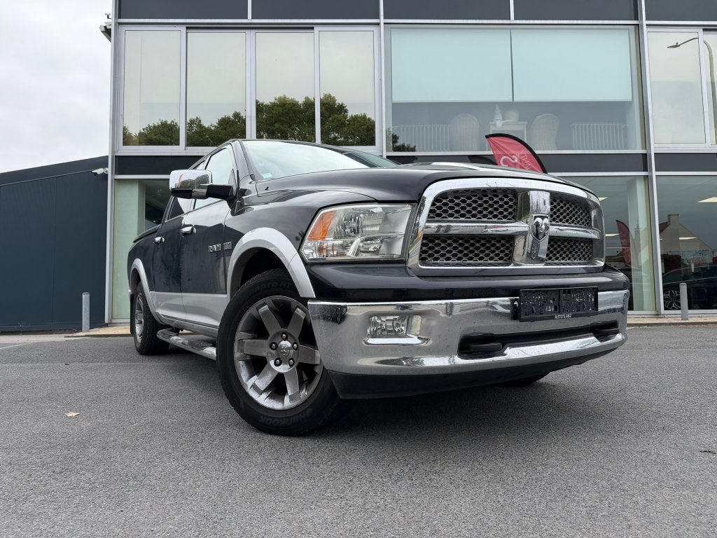 5,7 HÉMI/LARAMIE/LPG/4X4/ATTELAGE REMORQUE/CLIMAT/CARPLAY, Autos, Cuir, Achat, Entreprise, Noir