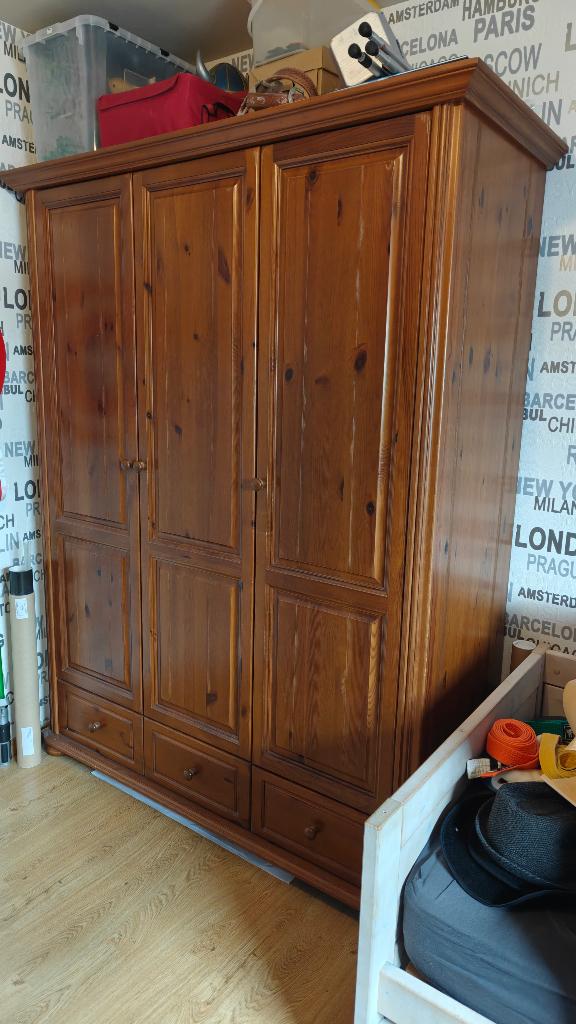 chambre d'enfant complète en bois massif en parfait état, Enfants & Bébés, Enlèvement, Comme neuf, Garçon ou Fille