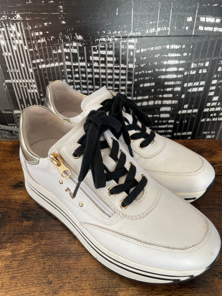 NIEUW - Schoenen sneakers Nero Giardini 36 - GRATIS paar, Neuf, Sneakers et Baskets, Nero giardini, Blanc