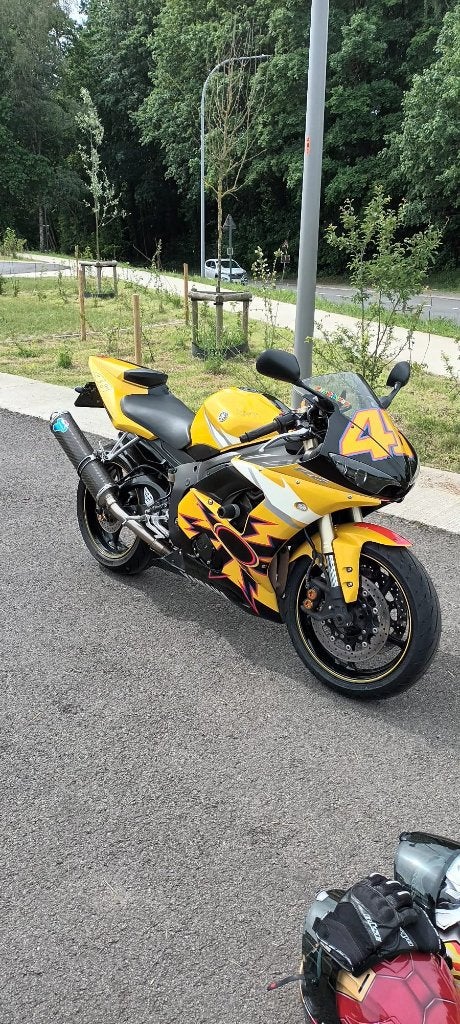 Yamaha r6 Valentino Rossi editie, 600 cm³, Super Sport, 4 cylindres, Manuelle