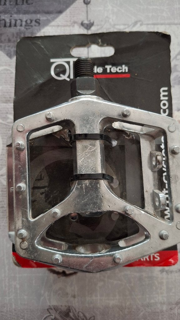 NIEUWE Cross/BMX aluminium pedalen 1/2"draad, Fietsen en Brommers, Nieuw, QT Cycle Tech pedalen trappers bmx fiets mtb cross velo
