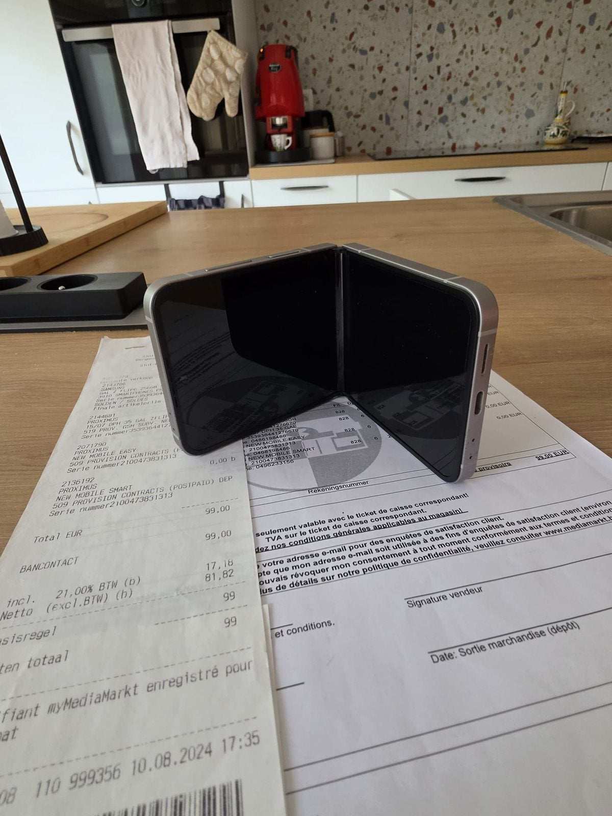 Samsung Z FLIP 6 Silver, Telecommunicatie, Mobiele telefoons | Toebehoren en Onderdelen, Ophalen of Verzenden, Samsung