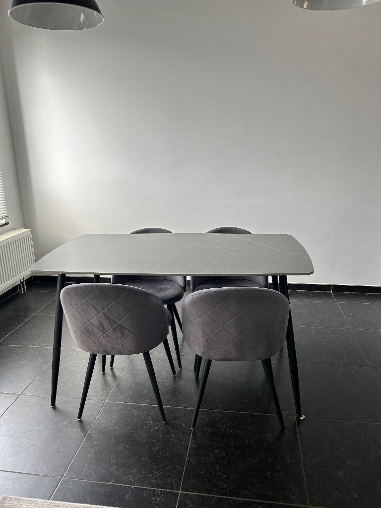Eettafel + 4 stoelen, Ophalen, Zo goed als nieuw, Overige materialen
