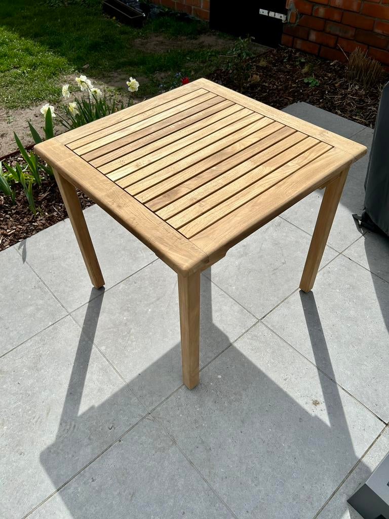 Teaken bistro tuintafel (nog nieuw), Ophalen, Zo goed als nieuw