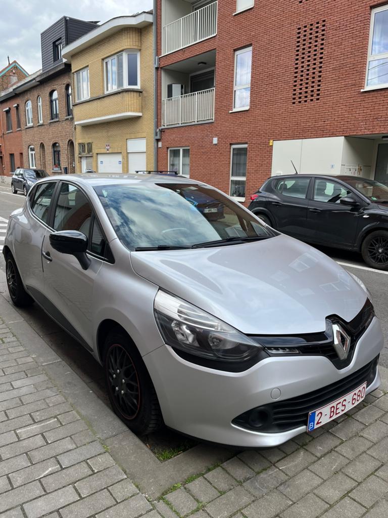 Clio 4 - 1.2 / 16v atmos, Achat, Particulier, Essence