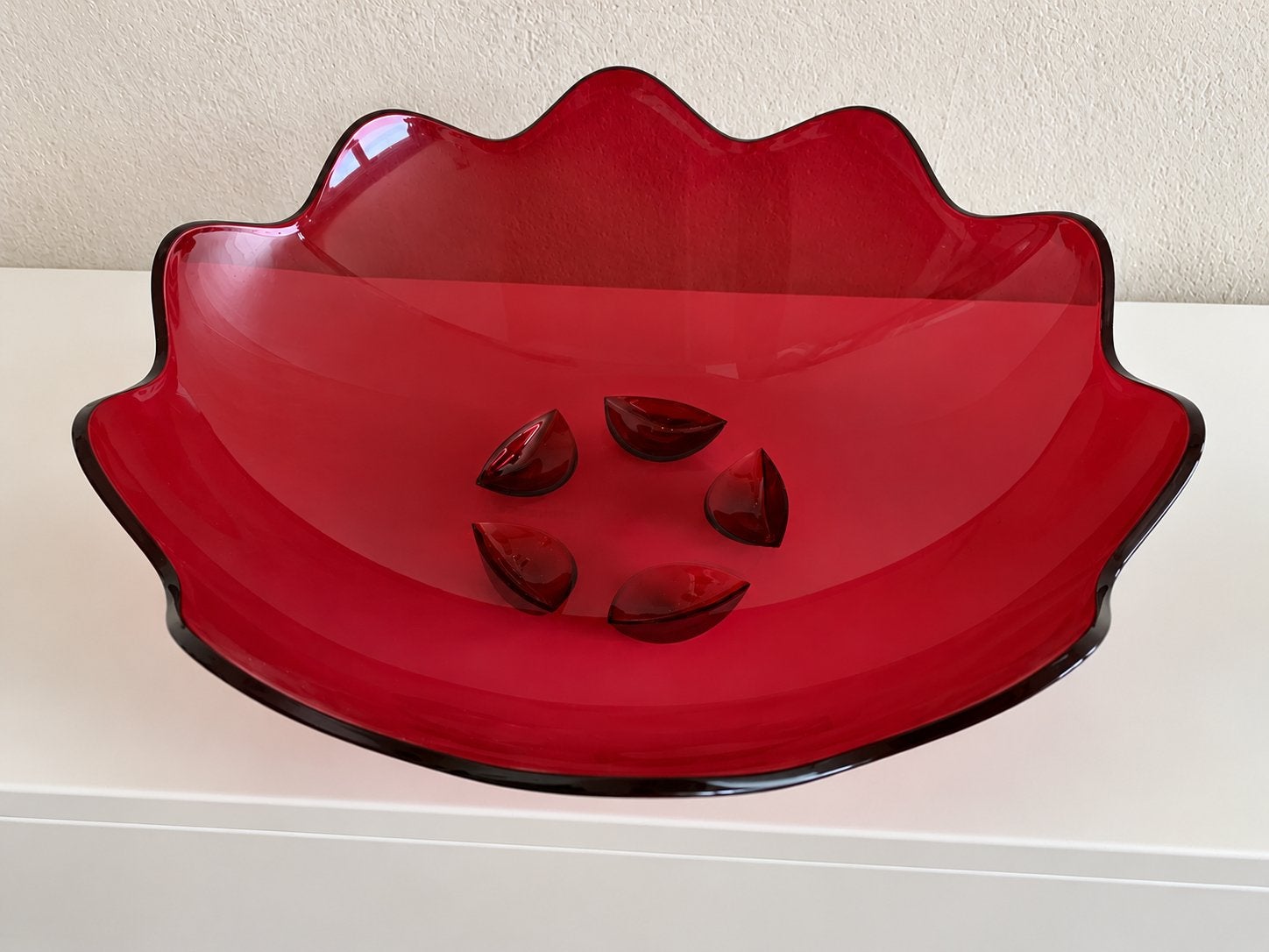 Magnifique coupe à fruits Tupperware, Maison & Meubles, Enlèvement, Comme neuf, Rouge