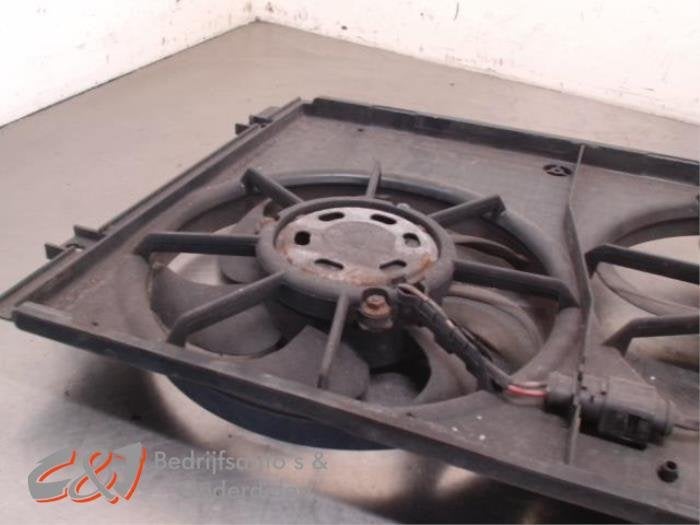 Boîtier ventilateur d'un Volkswagen Caddy, Volkswagen, -, 3 mois de garantie, Utilisé