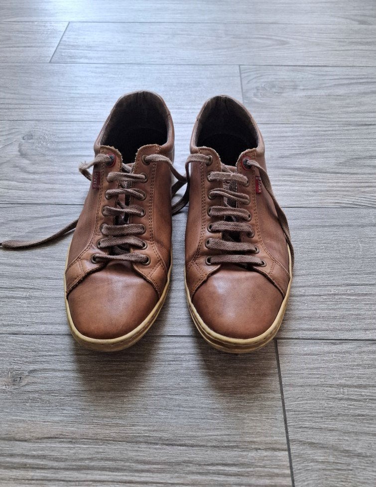 Levi's Lederen Sneakers/Veterschoenen - Cognackleur - Mt 43, Vêtements | Hommes, Chaussures, Levi's, Enlèvement ou Envoi, Brun