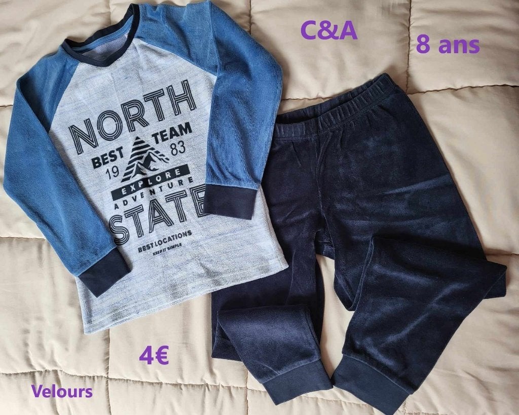 Pyjama velours bleu/gris-bleu clair T.8 ans (128) - C&A, Garçon, C&A, Comme neuf, Enlèvement
