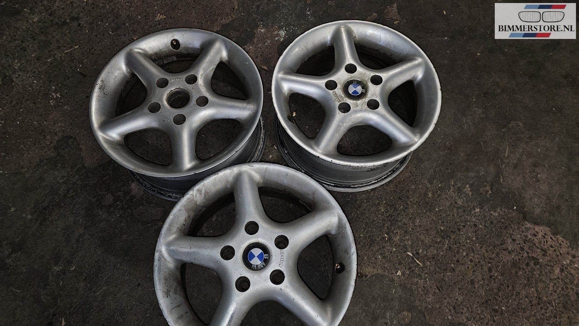 Borbet velgen BMW 15 inch 3 stuks 5 serie E34, Auto-onderdelen, Banden en Velgen, Gebruikt, Velg(en), -, -