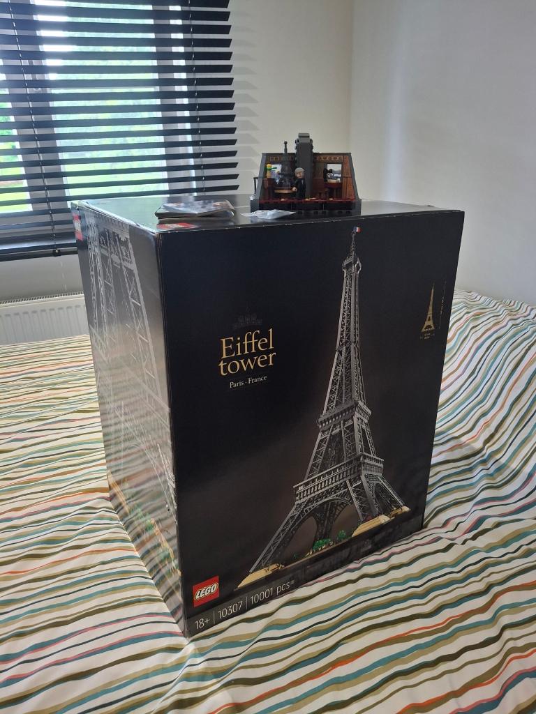 Lego - Tour Eiffel 10307 + L'appartement d'Eiffel 40579, Enfants & Bébés, Jouets | Duplo & Lego, Comme neuf, Lego, Ensemble complet