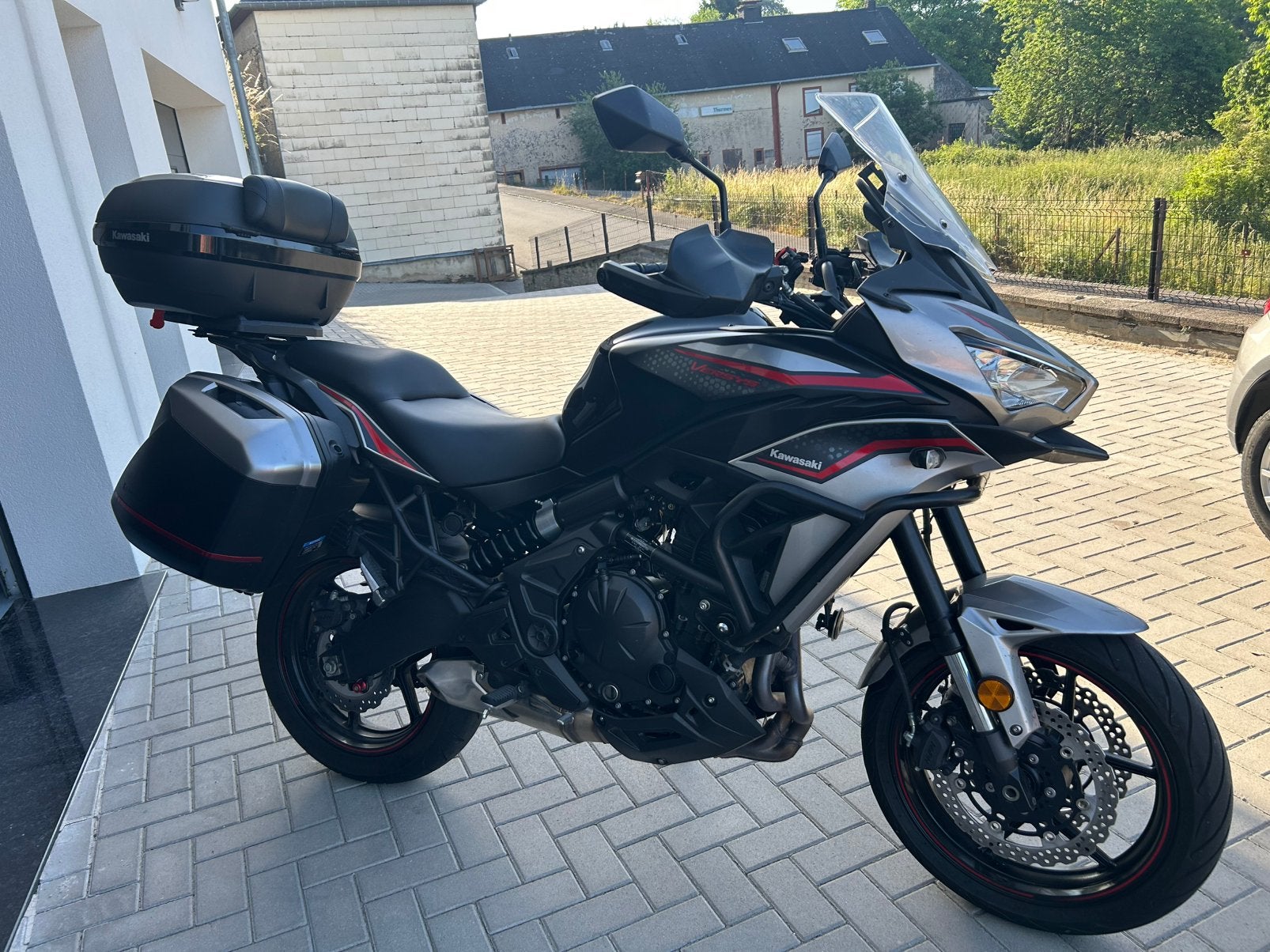 Kawasaki versys 650, Particulier