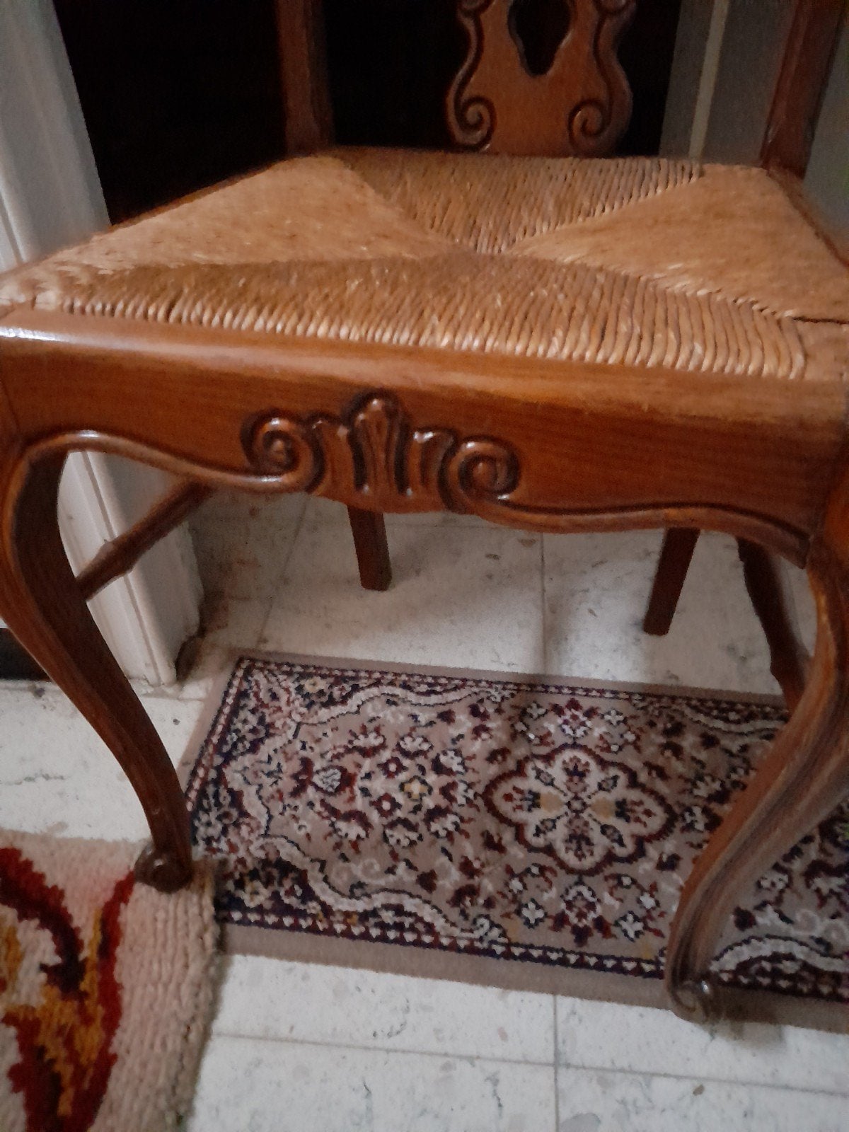 Stoelen, 4 stuks, perfecte staat, gesculpteerd, Ophalen