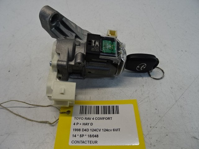 CONTACTSLOT Toyota RAV4 (A4) (01-2012/09-2019), Gebruikt, Kundenbetreuung@toyota.de, Toyota, Toyota-Allee 2
50858  Köln, DE