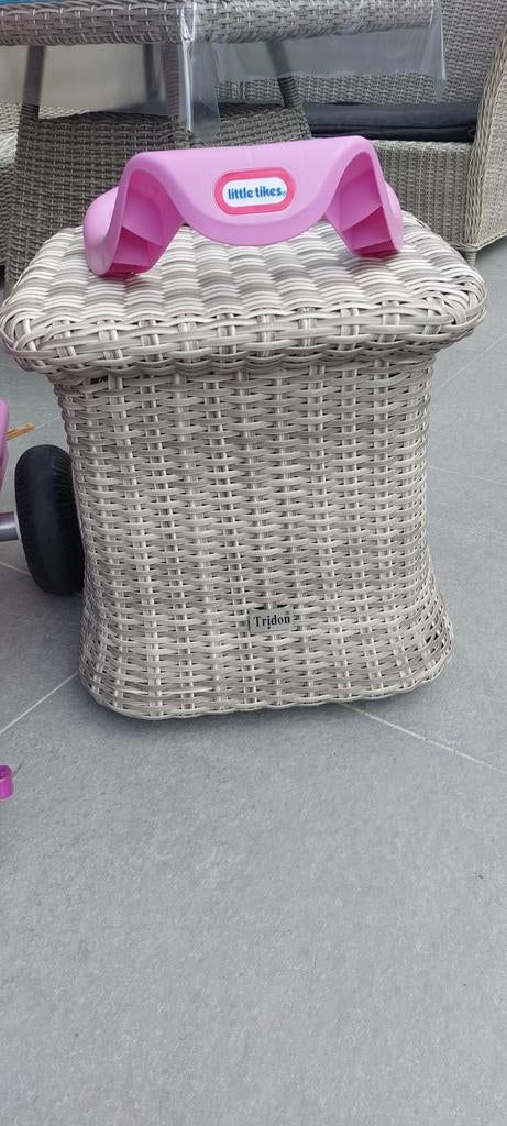 Beginnersfietsje voor meisjes. Mooi roze.  ., Fietsen en Brommers, Fietsaccessoires | Fietsmanden, Ophalen