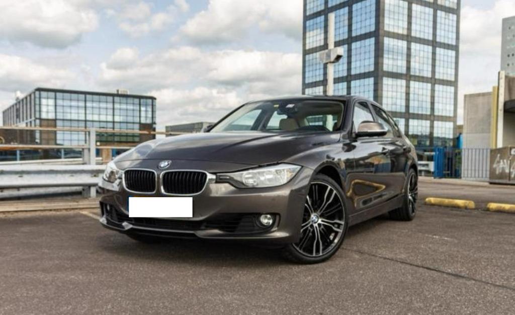 BMW 320I, Auto's, Automaat, Achterwielaandrijving, 4 cilinders, 5 deurs