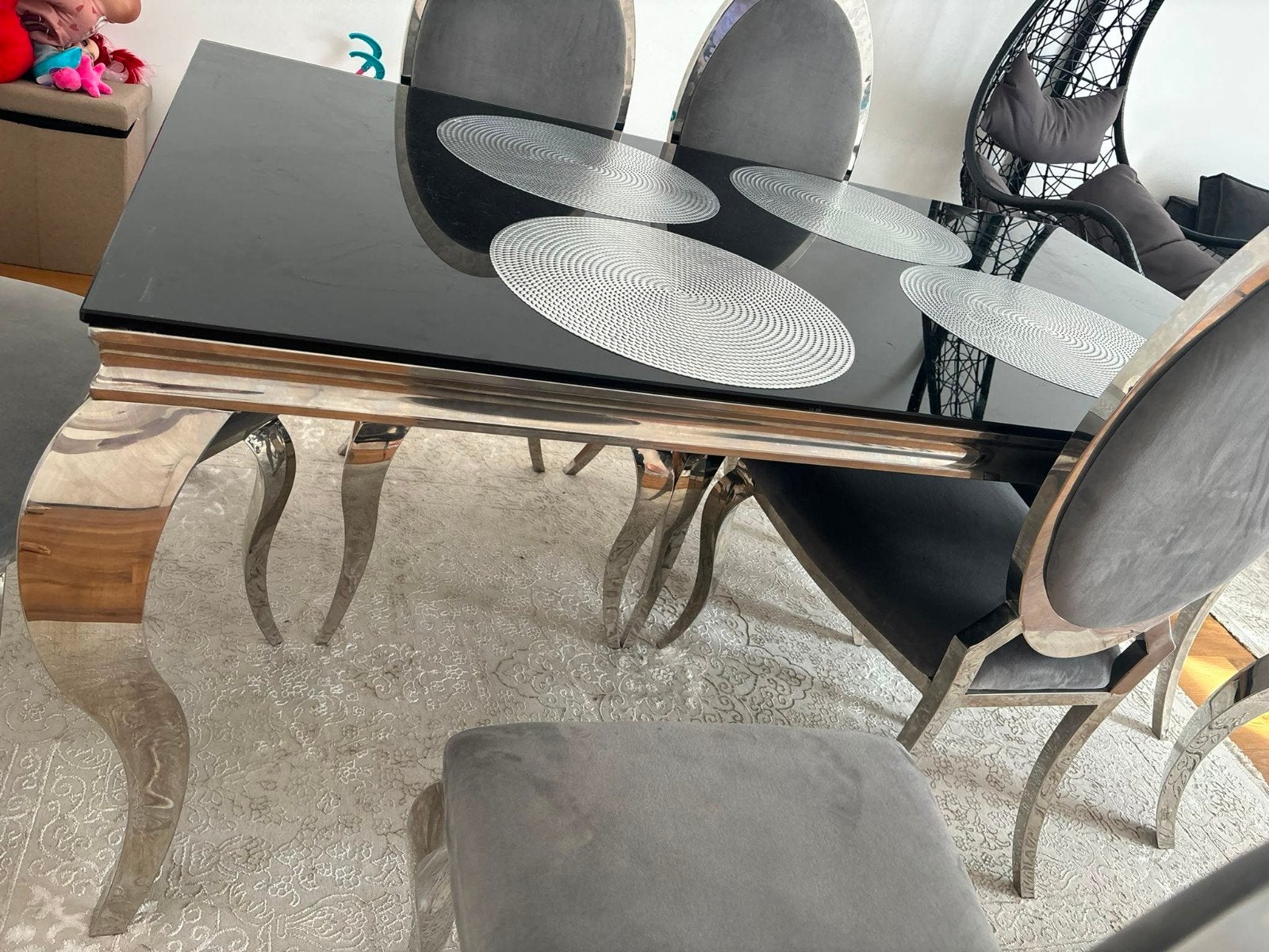 eetkamertafel met stoelen, Ophalen