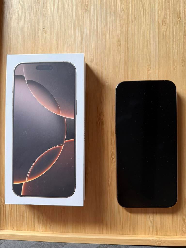 Iphone 16 pro max titane sable, Télécoms, Téléphonie mobile | Apple iPhone, Comme neuf, iPhone 16, Enlèvement ou Envoi