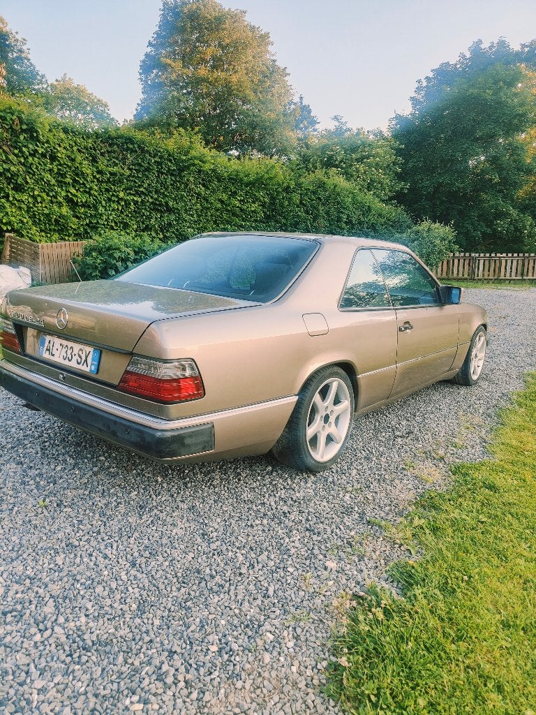 Mercedes 300CE 24 à vendre, Autos, Cuir, Achat, Boîte manuelle, Série 300