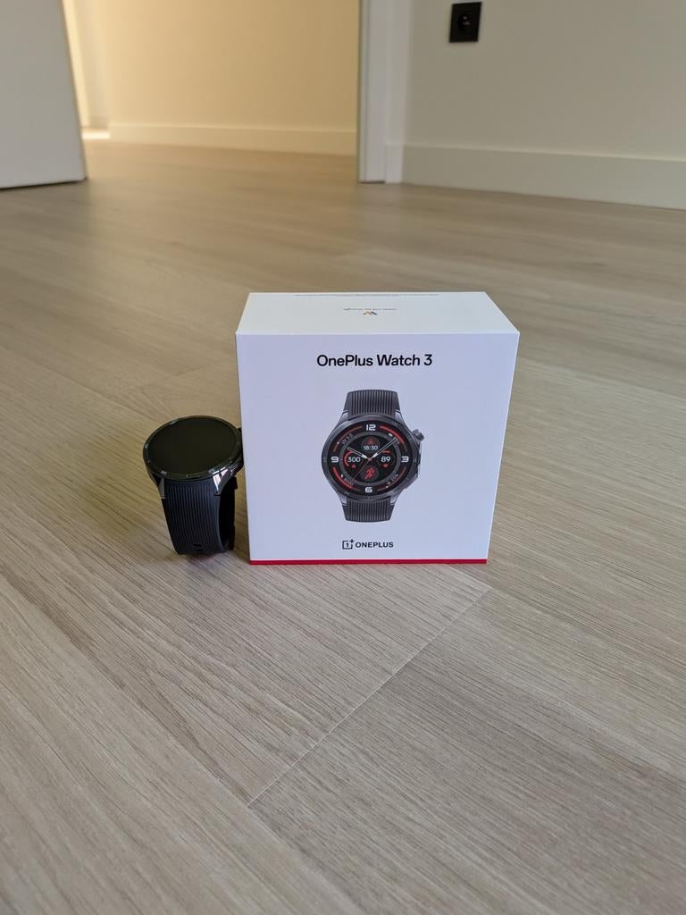 Smartwatch OnePlus Watch 3 Obsidian Titanium, Oneplus, Étanche, Enlèvement ou Envoi, La taille