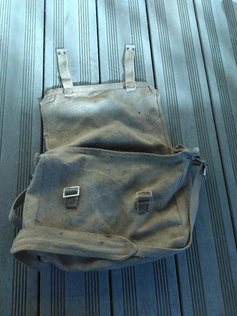Sac britannique ww2 modèle  1937 rivet en étoile ww2, Enlèvement