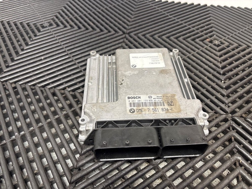 COMPUTER MOTOR BMW 3 serie (E90) (|DME756183401|), Robert Bosch AG, Gebruikt, BMW, Robert-Bosch-Allee 1
74232  Abstatt, DE